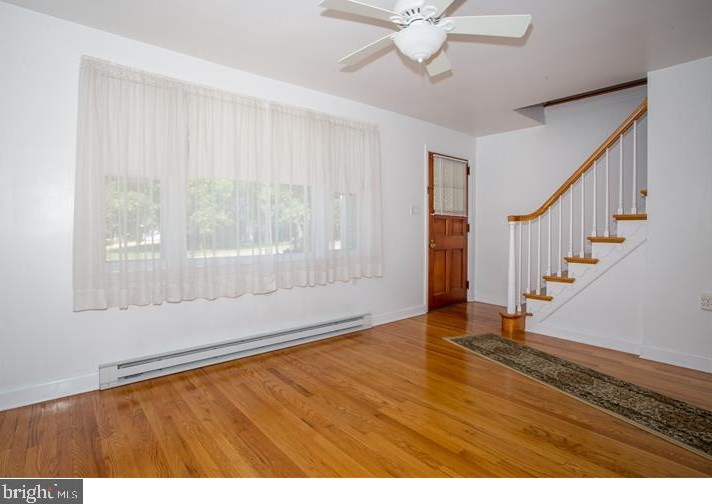 21 Red Mill Rd, Newark DE  19711-6665 exterior