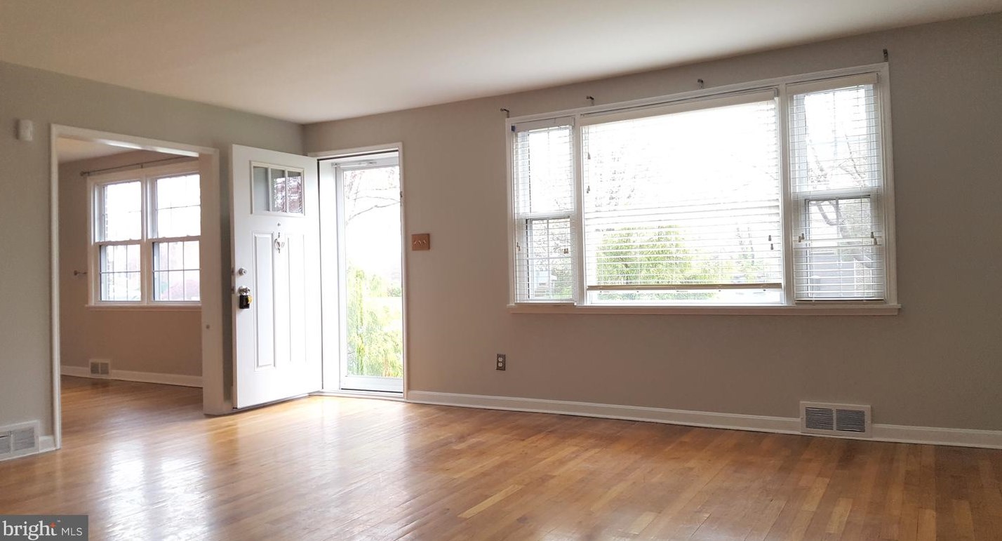 102 Fairfax Blvd, Wilmington, DE 19803