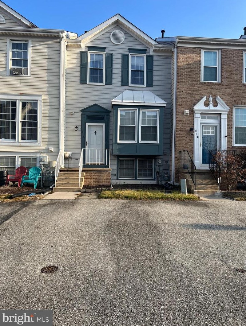 818 Sabina Cir, Bear, DE 19701