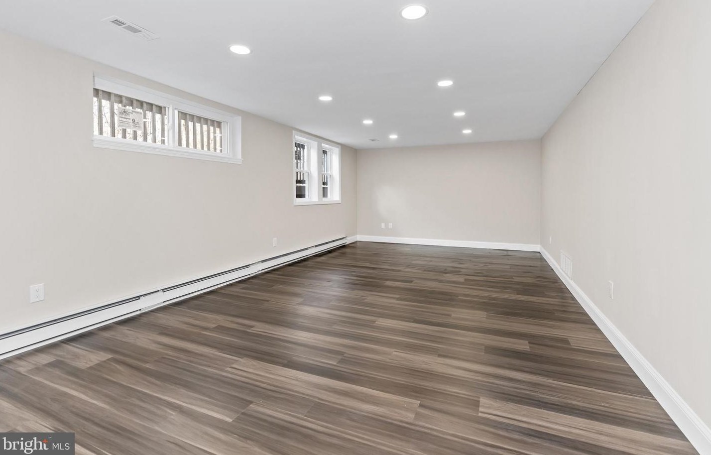 628 Brownleaf Rd, Newark DE  19713-3321 exterior