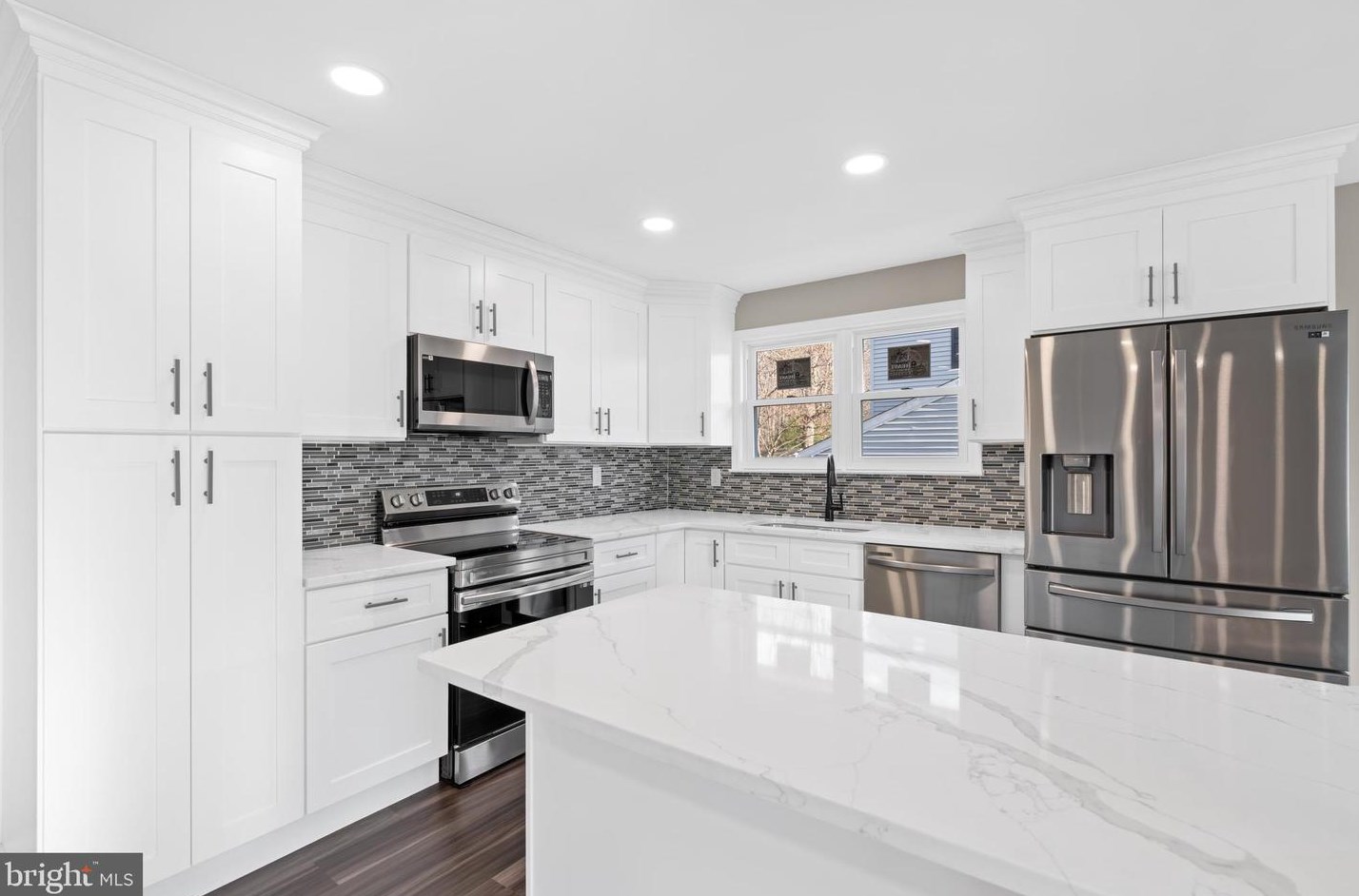 628 Brownleaf Rd, Newark DE  19713-3321 exterior