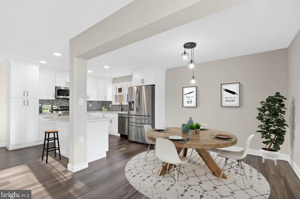 628 Brownleaf Rd, Newark DE  19713-3321 exterior