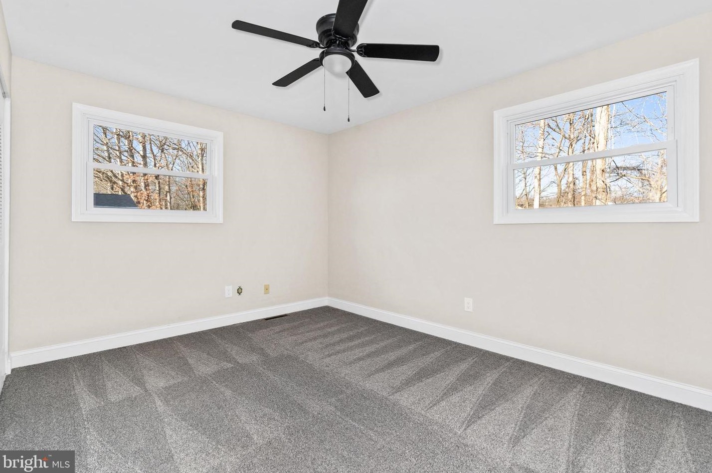 628 Brownleaf Rd, Newark DE  19713-3321 exterior