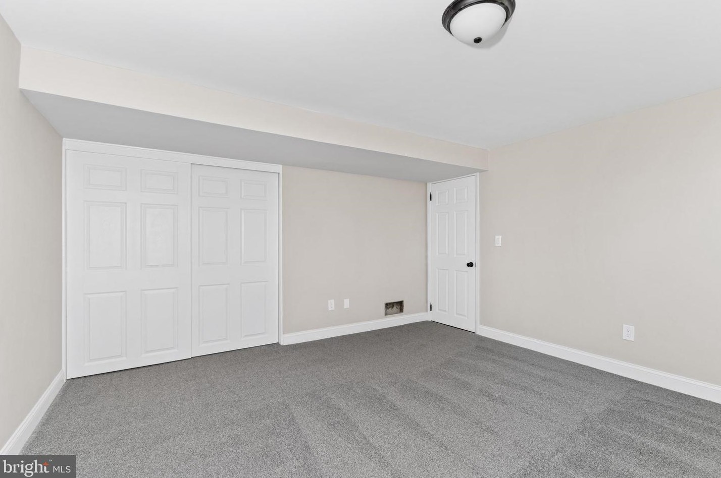 628 Brownleaf Rd, Newark DE  19713-3321 exterior