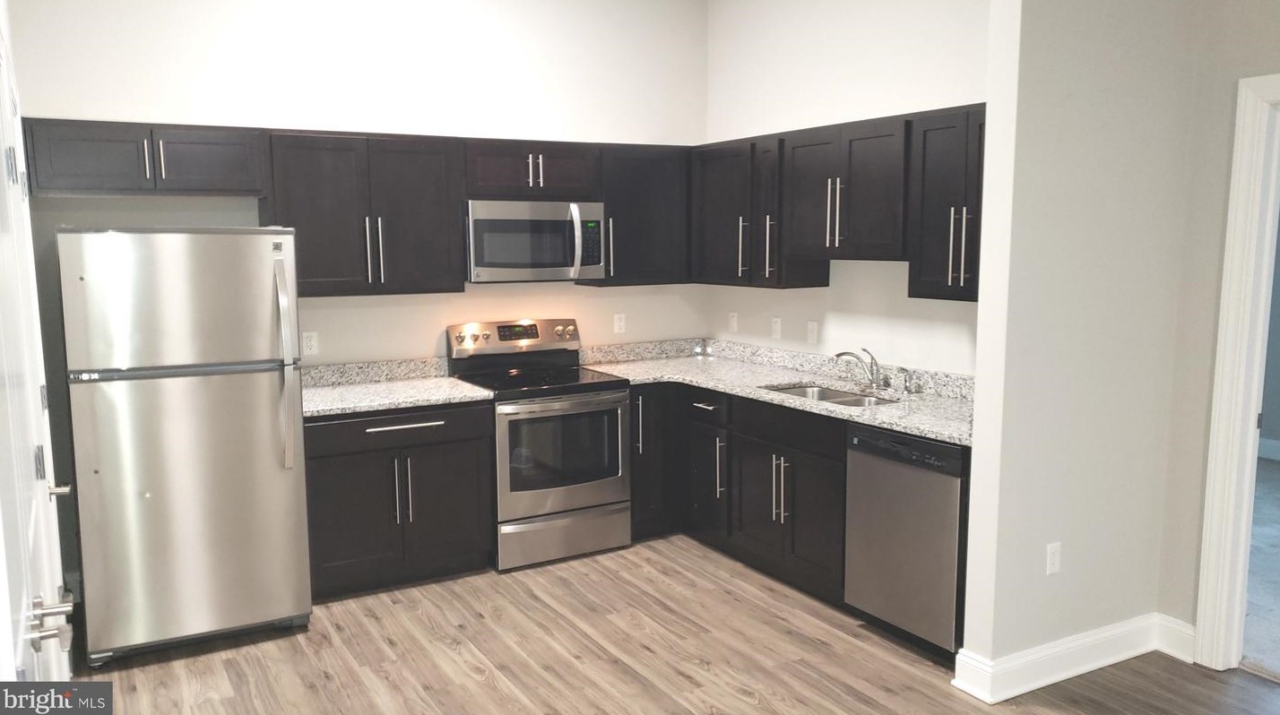 4500 New Linden Hill Rd #301, Wilmington, DE 19808