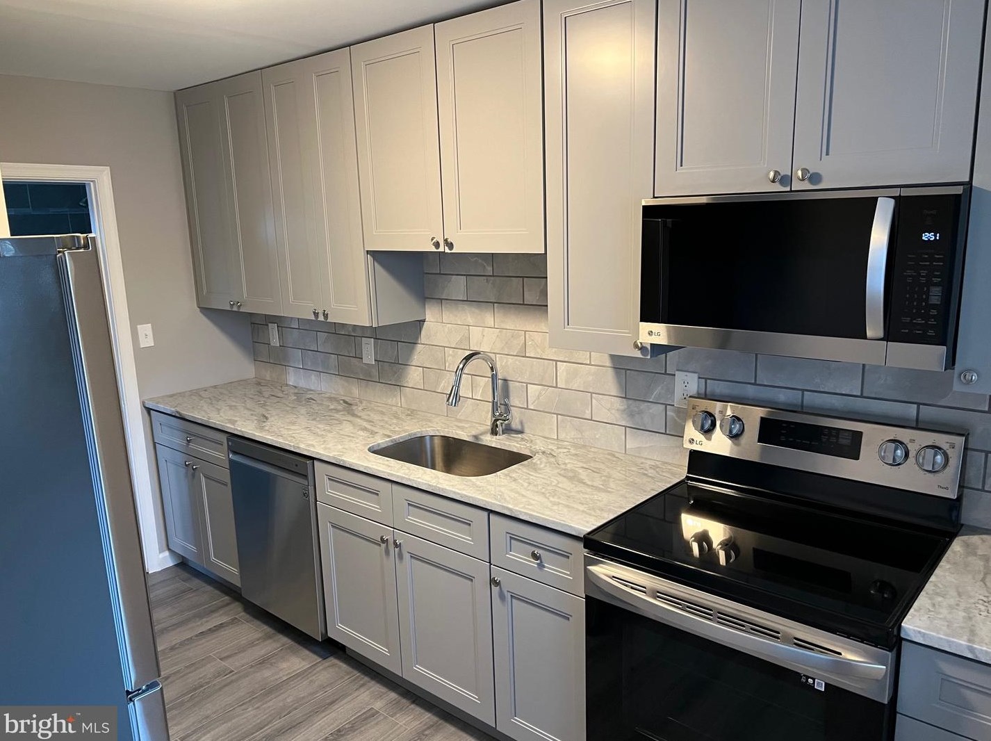 110 Louise Rd, New Castle, DE 19720