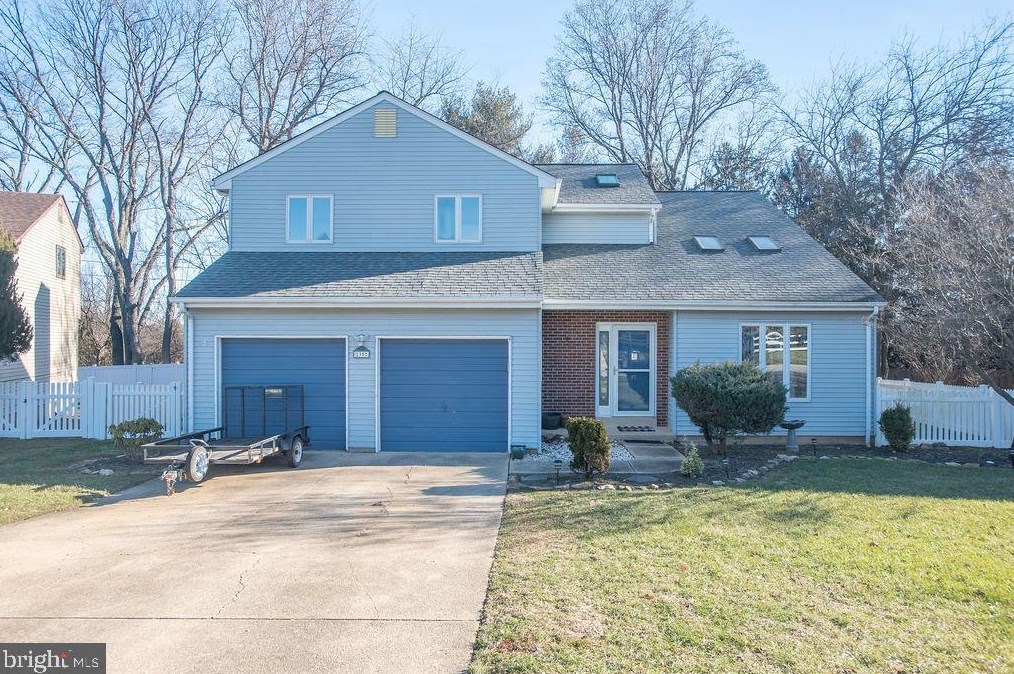 35 Coach Hill Dr, Newark, DE 19711-7637