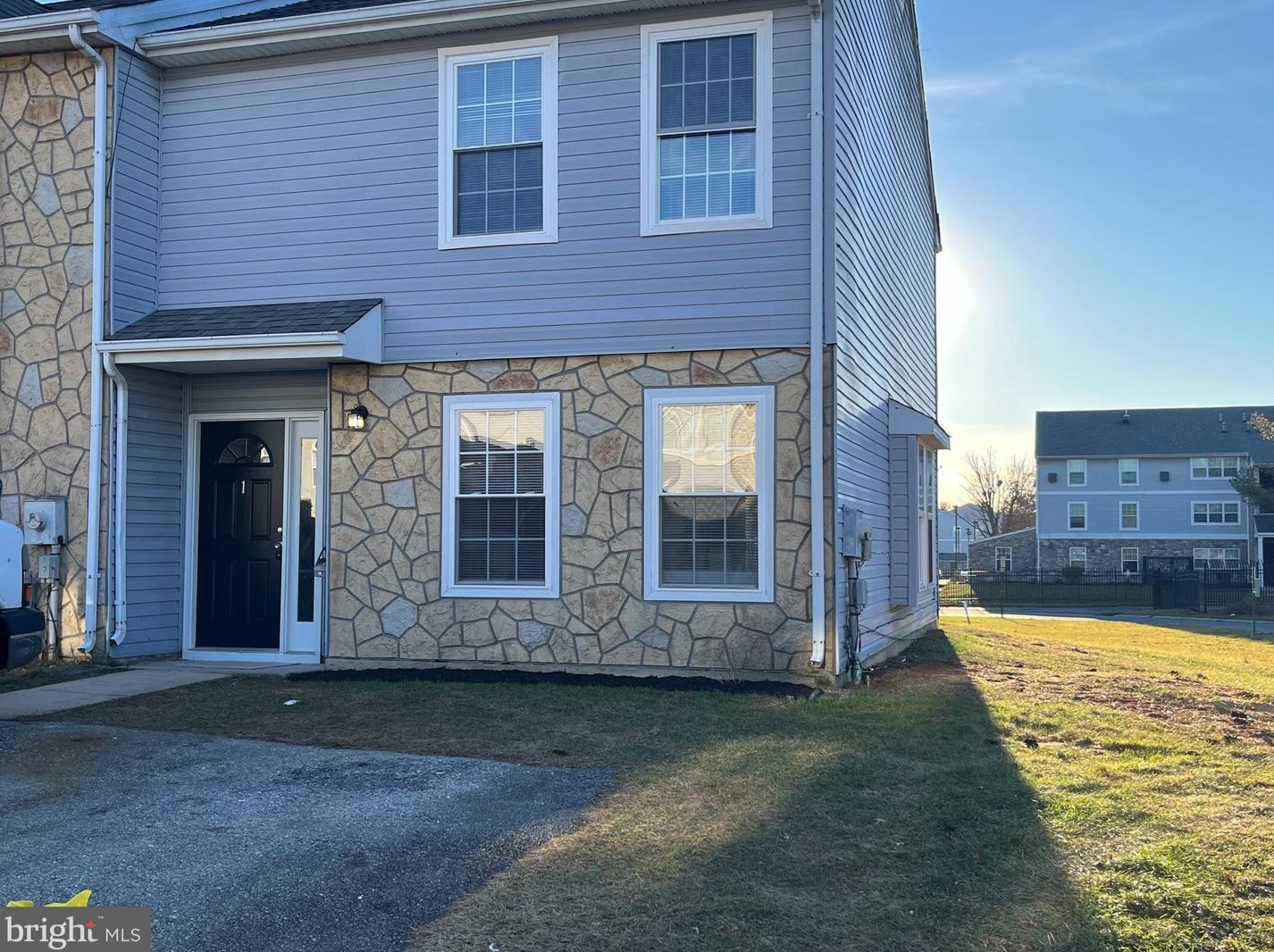 1 Arnold Pl, Newark, DE 19702-6131