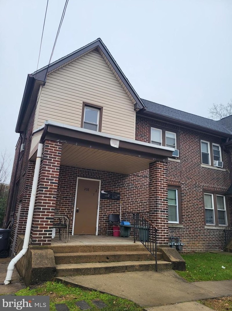 208 W 28th St #1, Wilmington, DE 19802