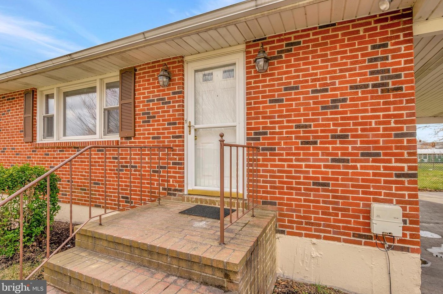 54 Tiverton Cir, Newark, DE 19702-1444