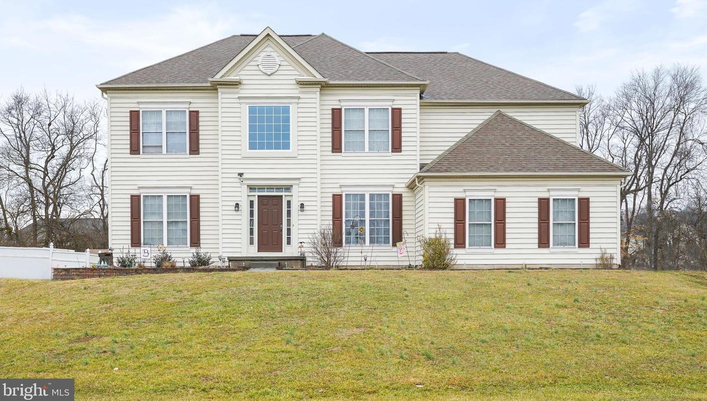 61 Hempstead Dr, Newark, DE 19702-7713