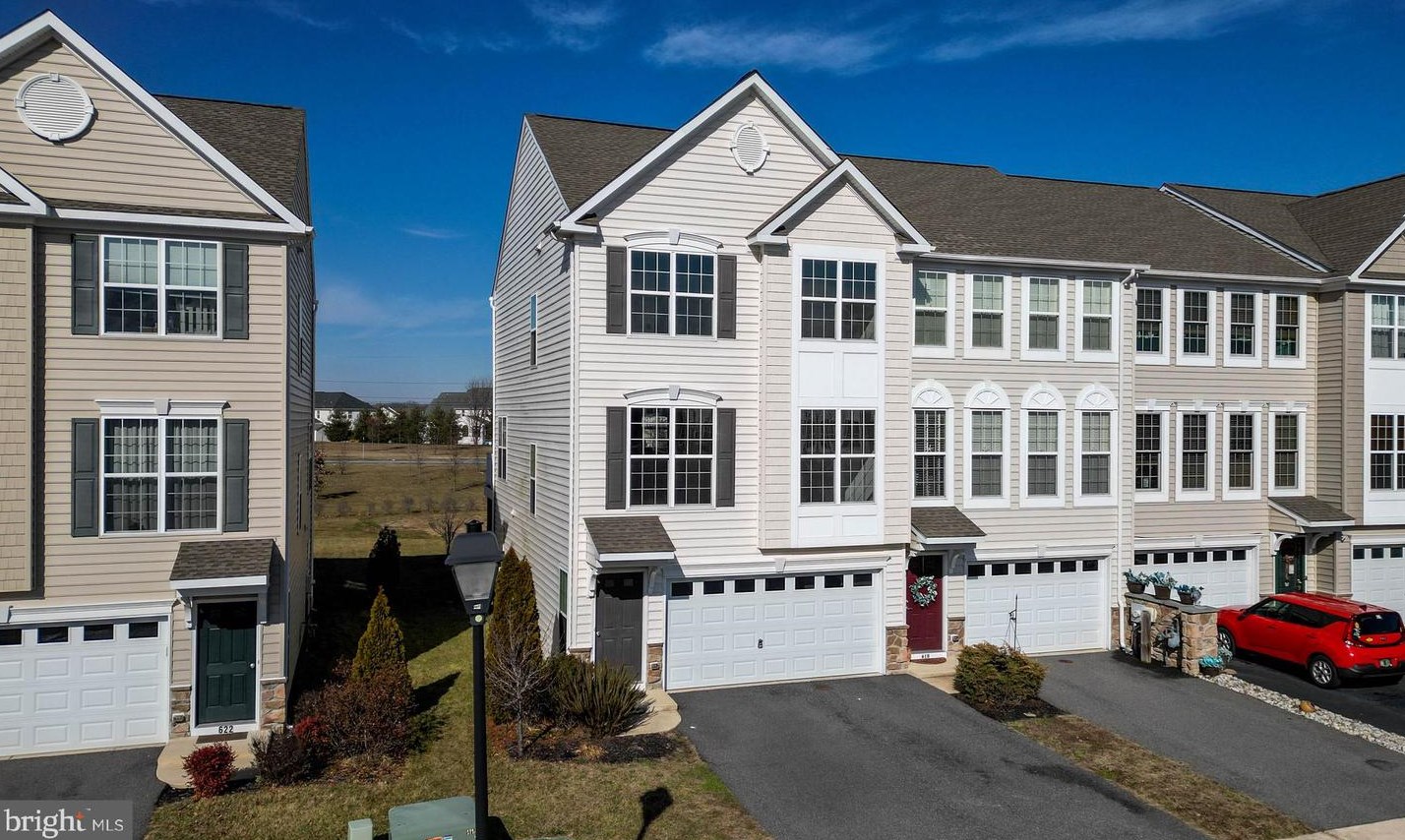 620 Courtly Rd, Blackbird, DE 19734