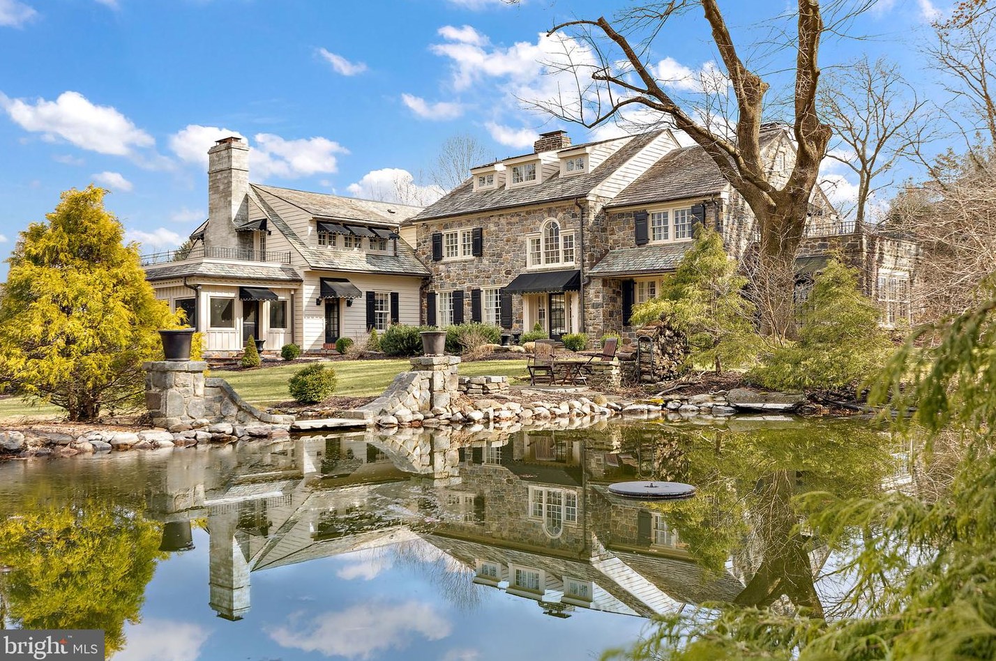 415 Old Kennett Rd, Wilmington, DE 19807