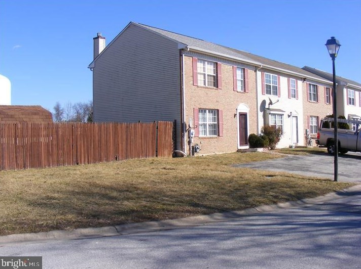 14 Shadow Ln, Bear, DE 19701