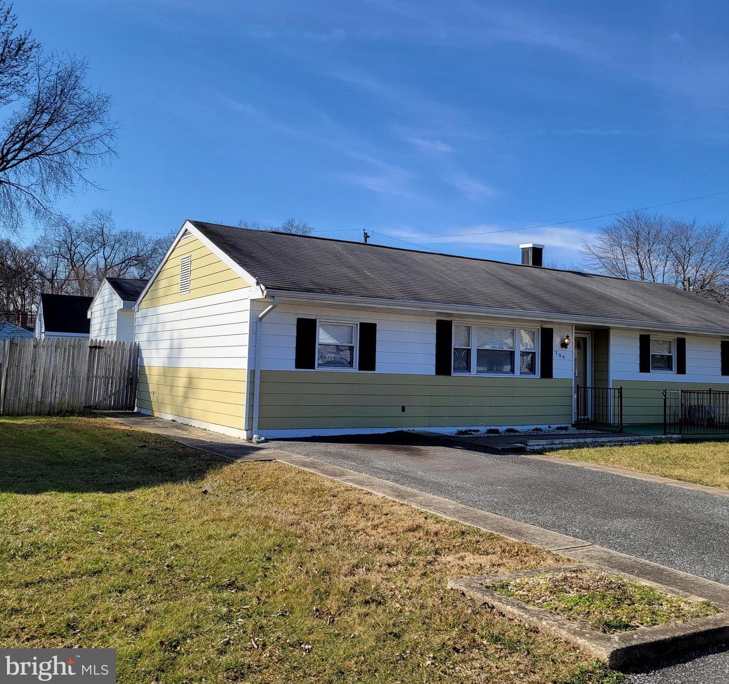 705 Donald Dr, Newark, DE 19713-3027