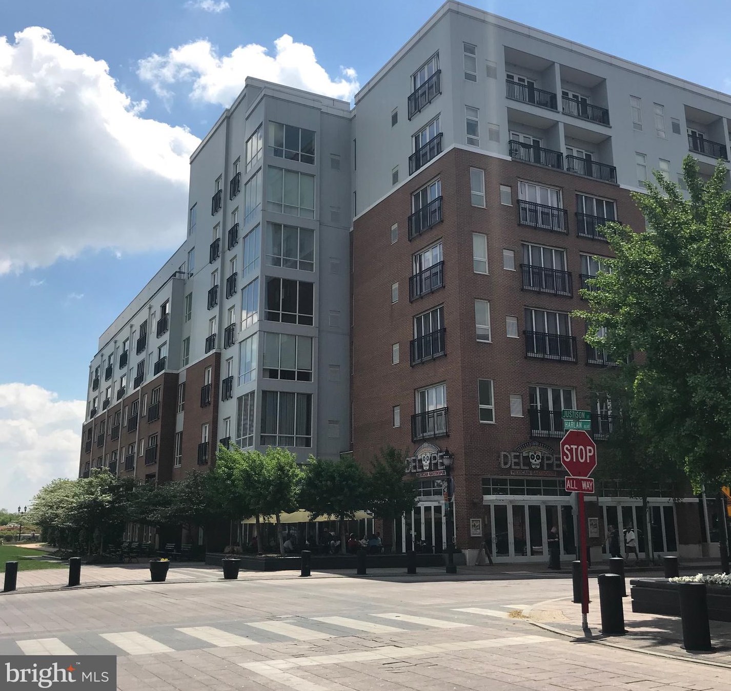 530 Harlan Blvd #717, Wilmington, DE 19801