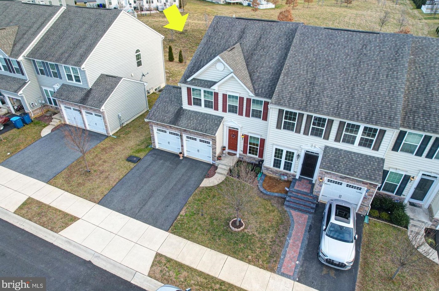 542 Canal Dr, Middletown, DE 19709