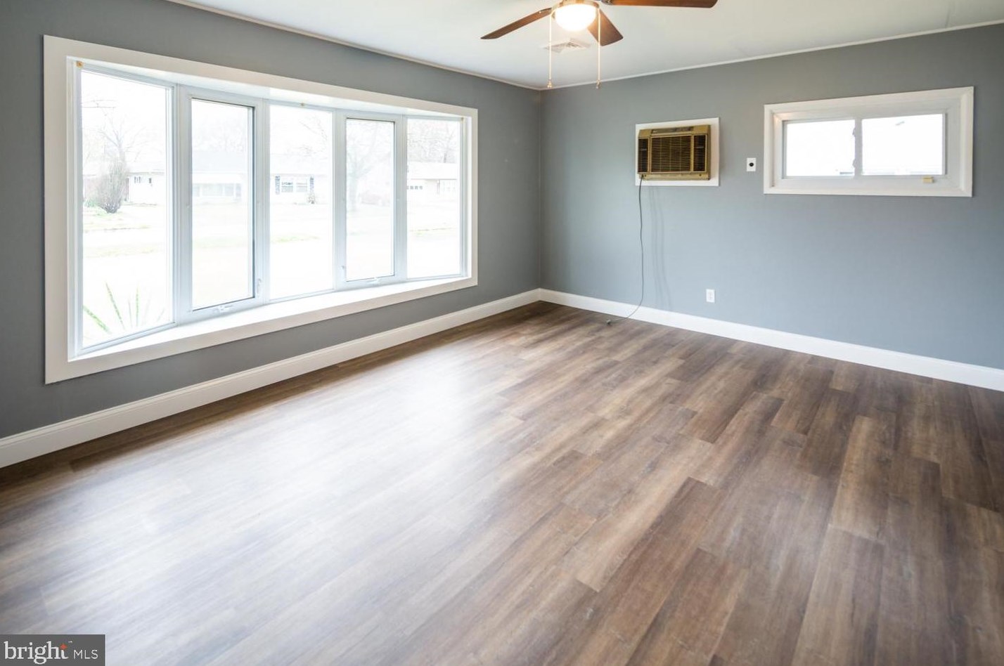 11 Carlisle Rd, Newark DE  19713-2504 exterior