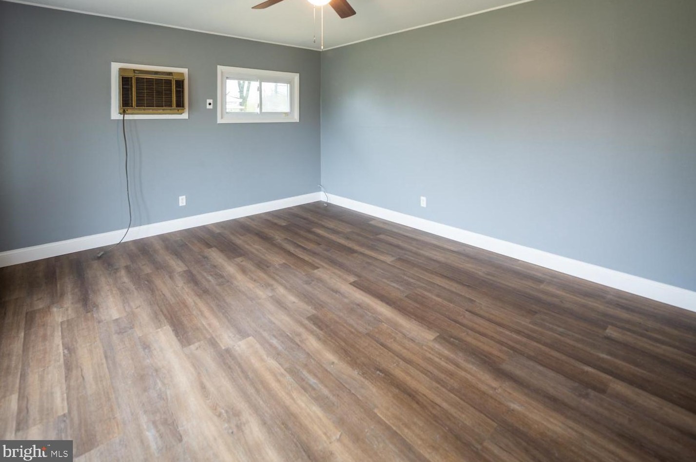 11 Carlisle Rd, Newark DE  19713-2504 exterior