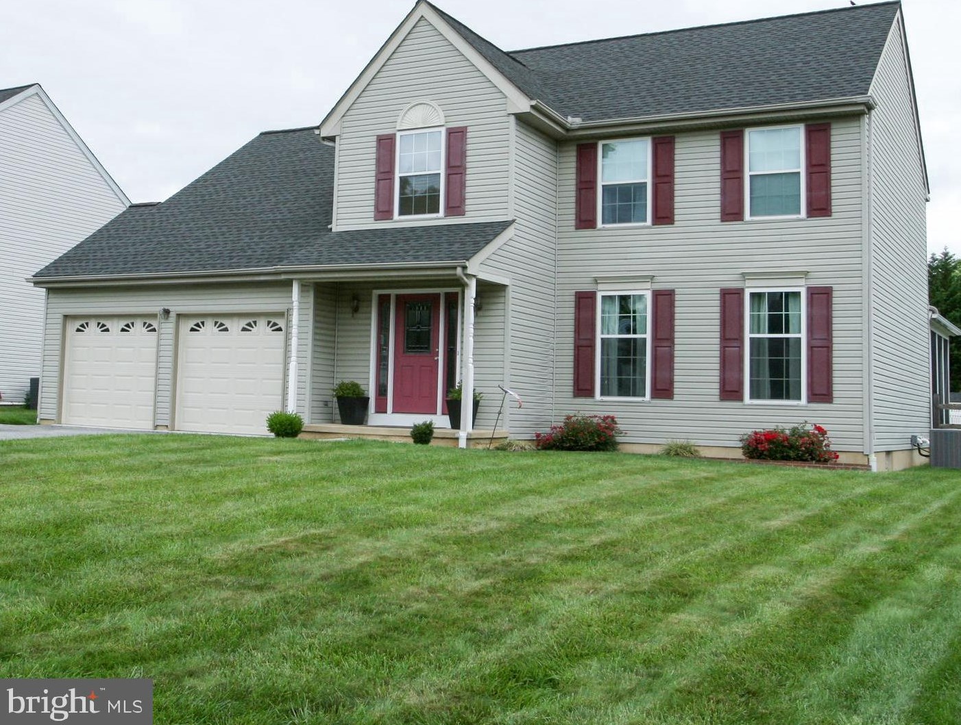 5 Thistleberry Dr, Newark, DE 19702-2213