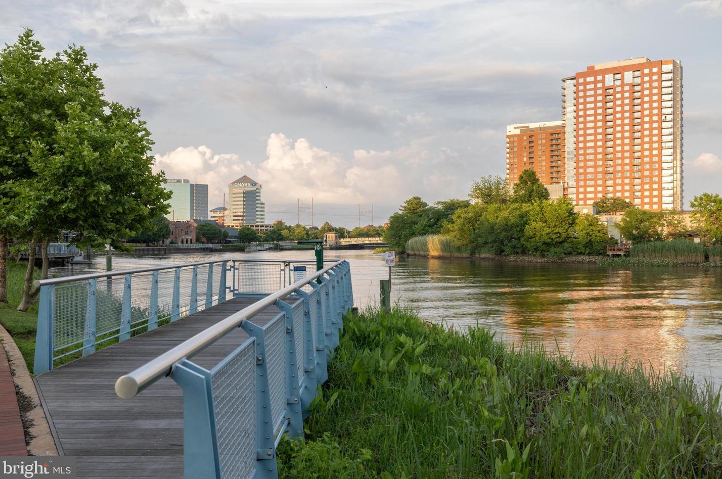 530 Harlan Blvd #g422, Wilmington, DE 19801