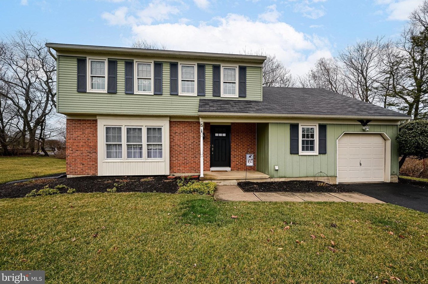5 Wolf Trap Cir, Hockessin, DE 19707-1401