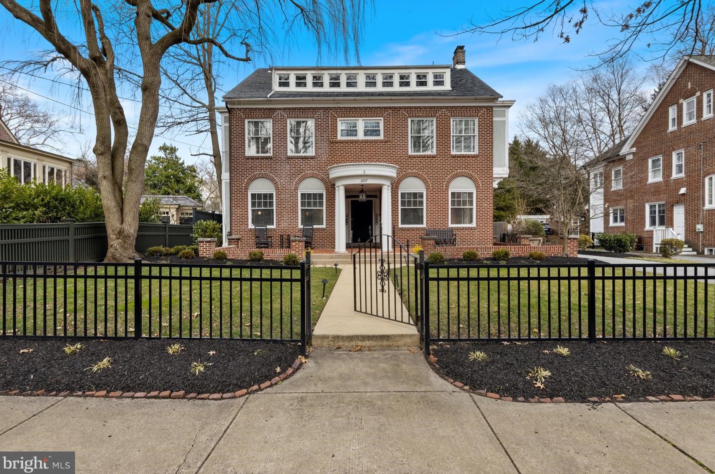 2207 Delaware Ave, Wilmington, DE 19806