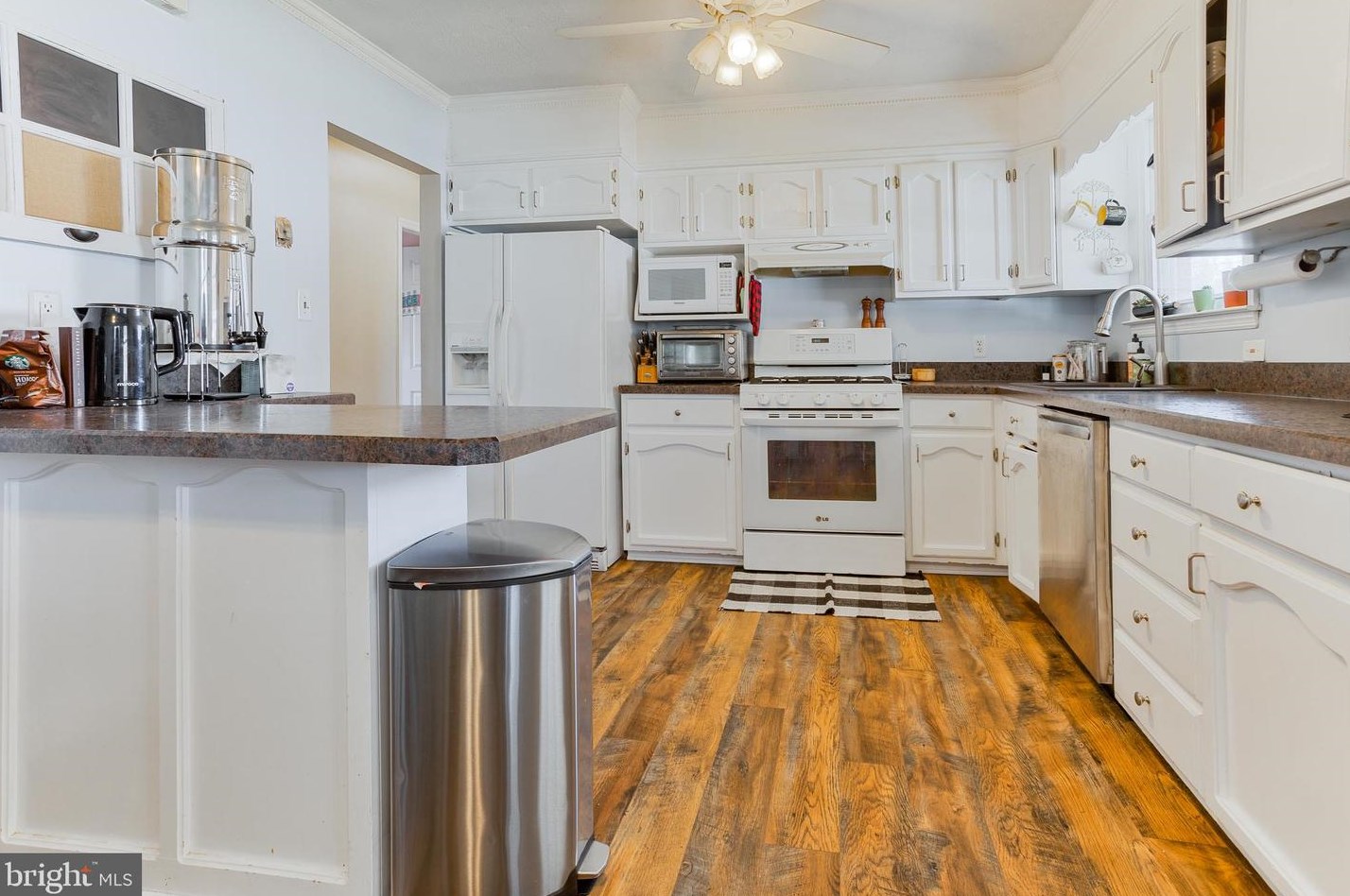 8 Stabler Ct, New Castle, DE 19720