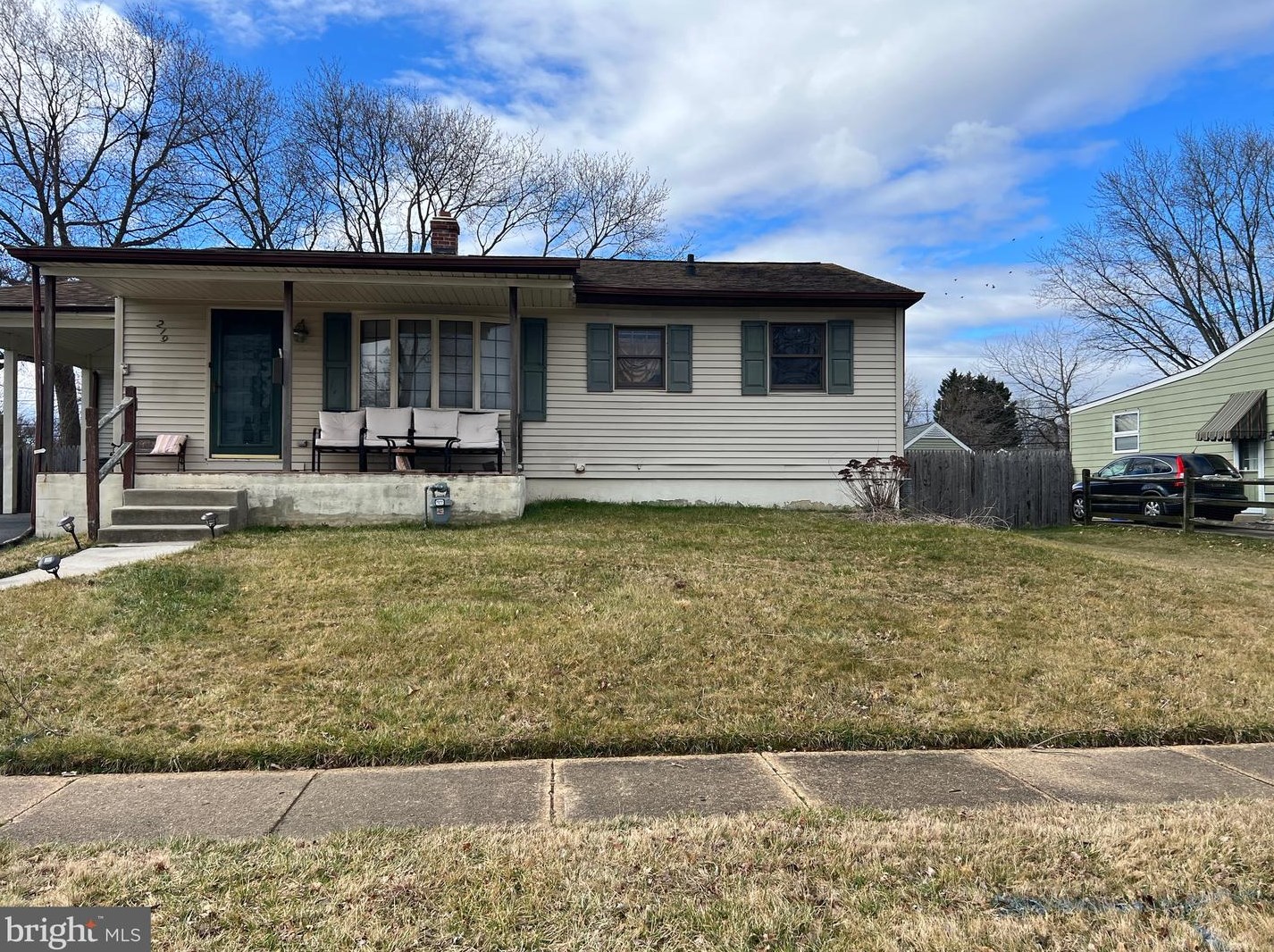 219 Catalina Dr, Newark, DE 19711-6901