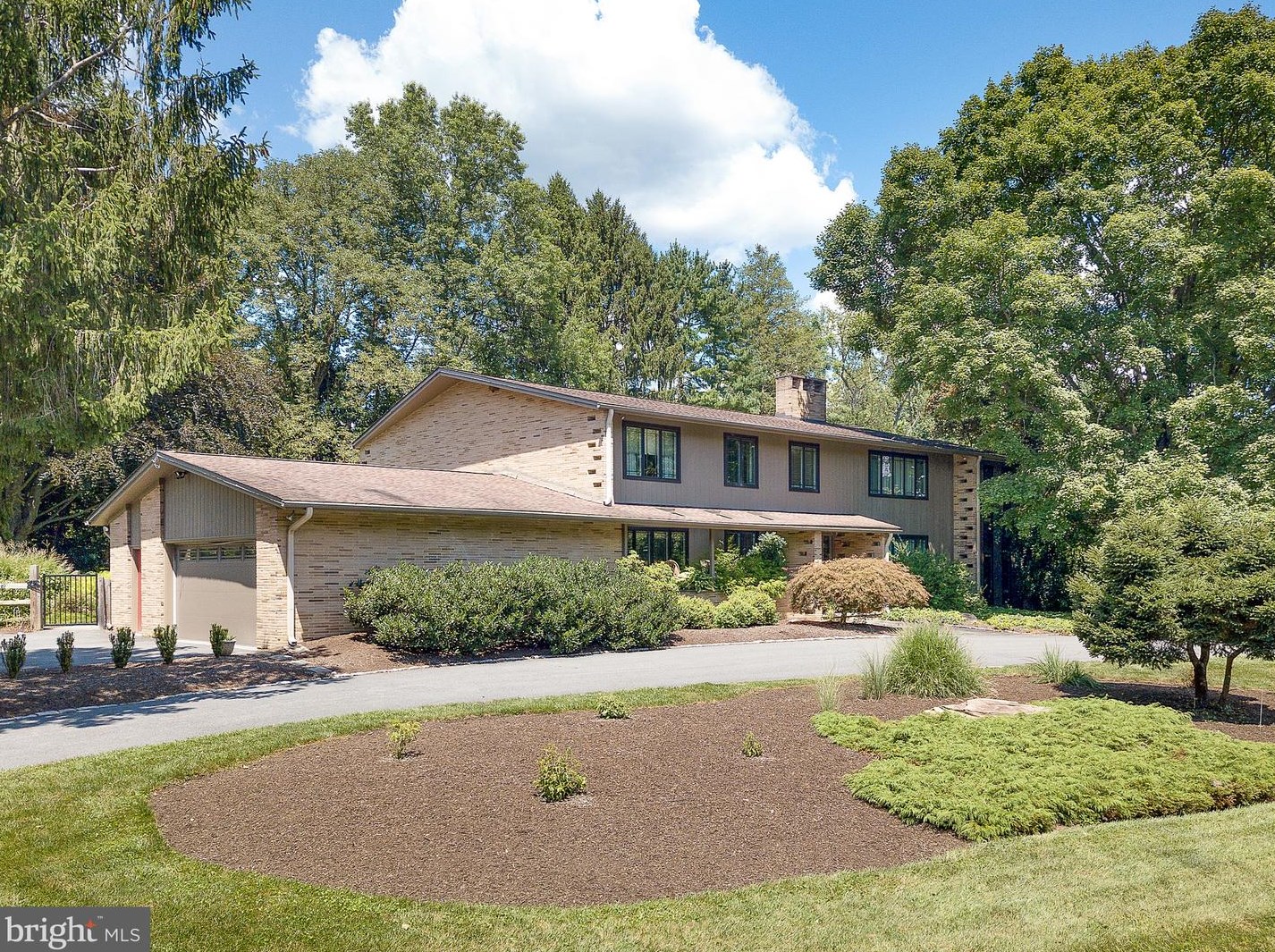 4007 Springfield Ln, Wilmington, DE 19807