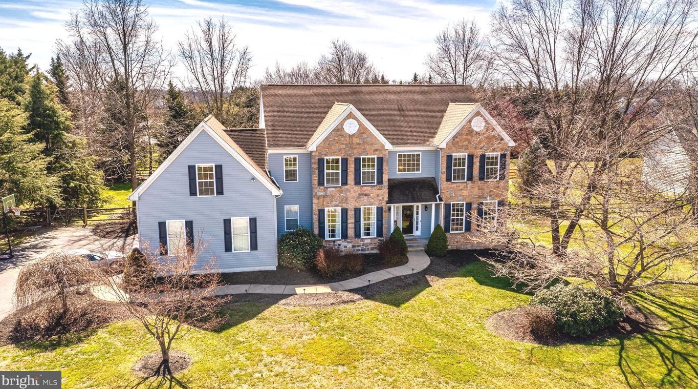 202 Sammons Pond Dr, Middletown, DE 19709-8897