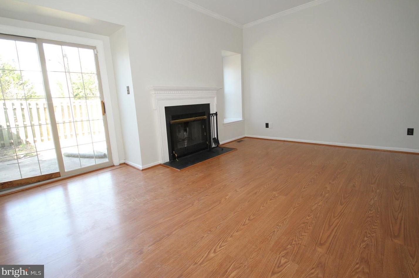 126 Wooden Carriage Dr, Hockessin, DE 19707-1429