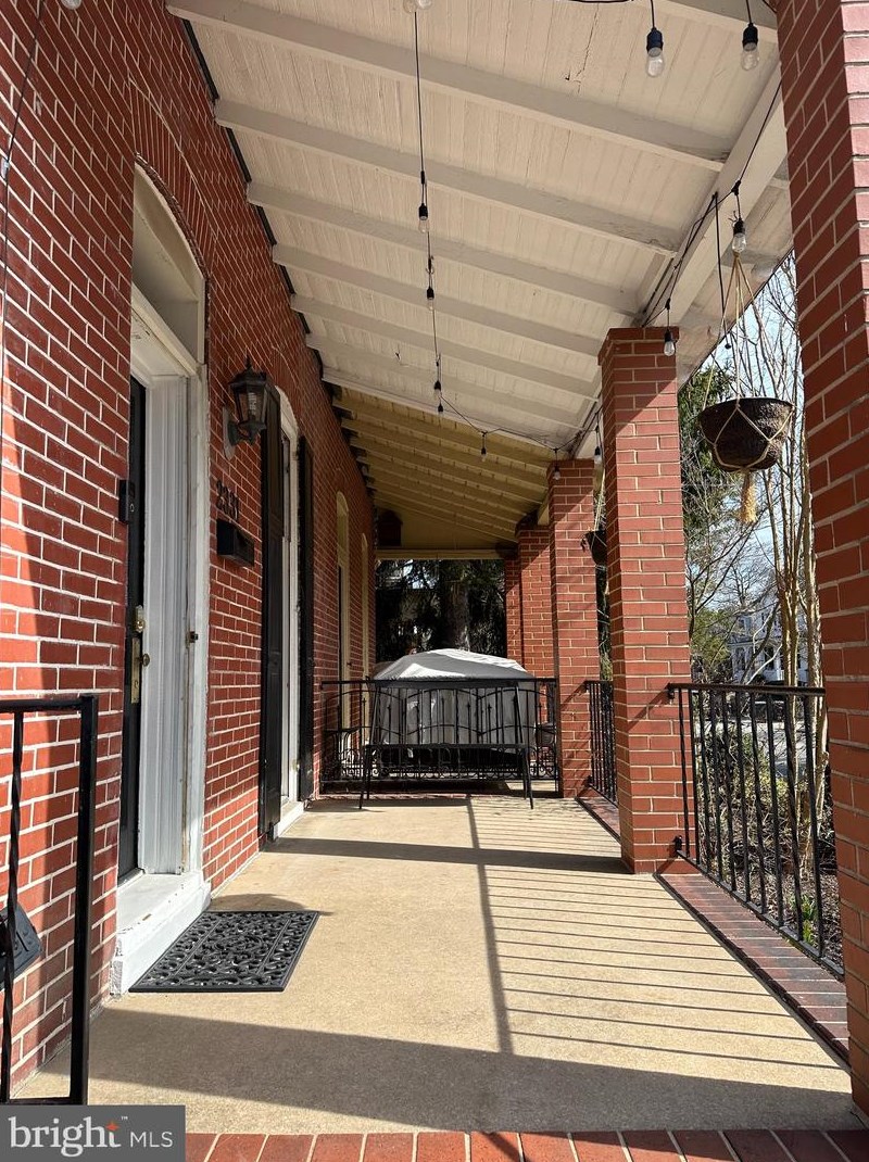 2331 W 18th St, Wilmington, DE 19806