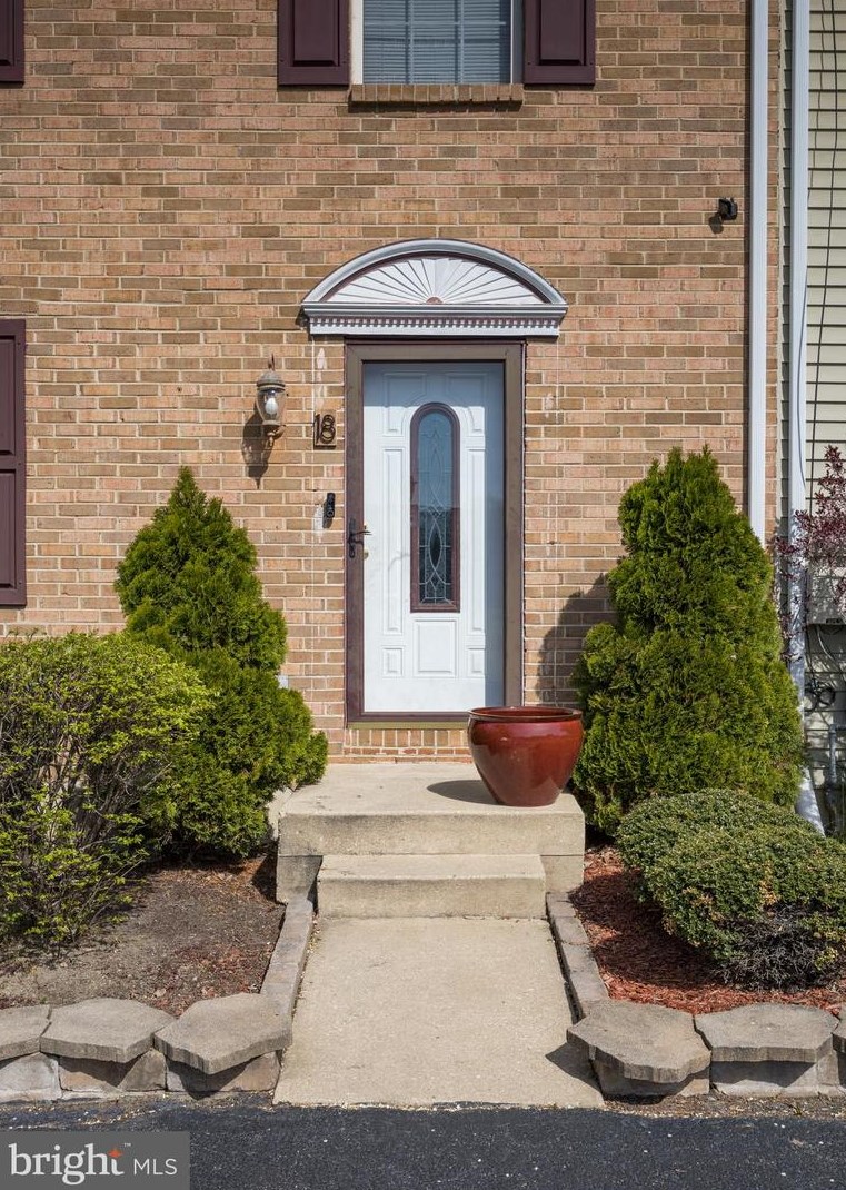18 Pepperwood Ln, Bear DE  19701-3029 exterior