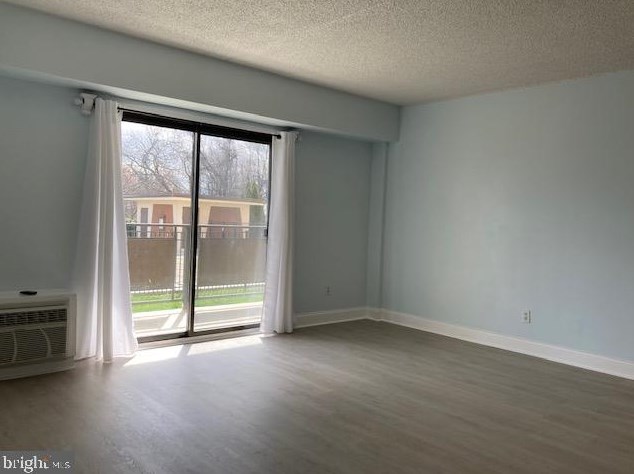 27110 Valley Run Dr #110, Wilmington, DE 19810