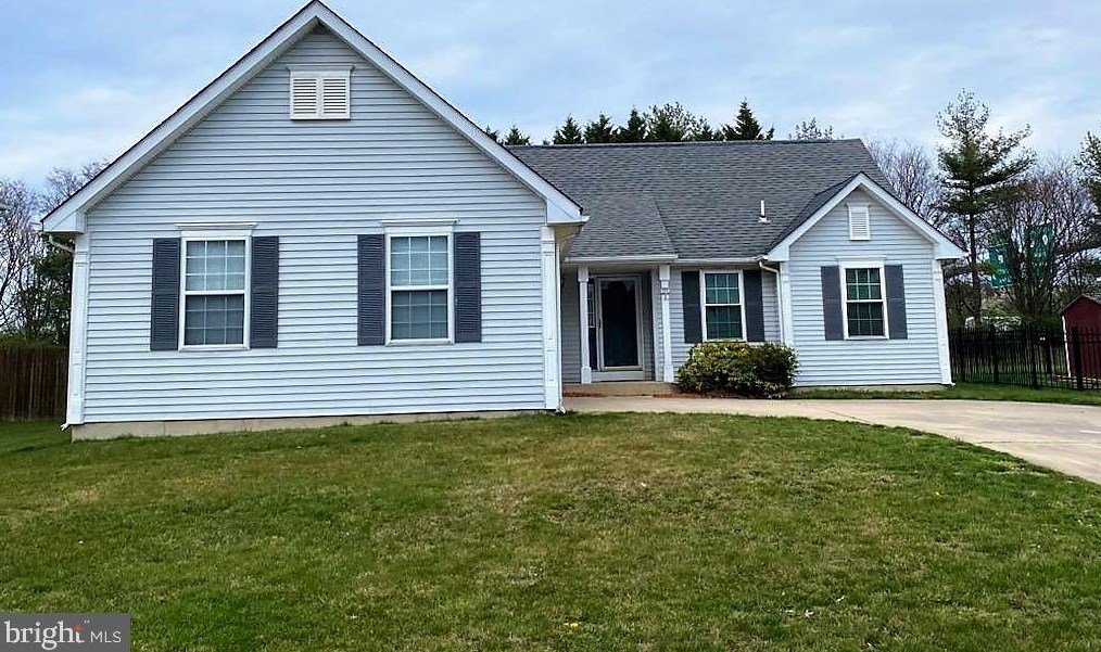 111 Sugarberry Dr, New Castle, DE 19720
