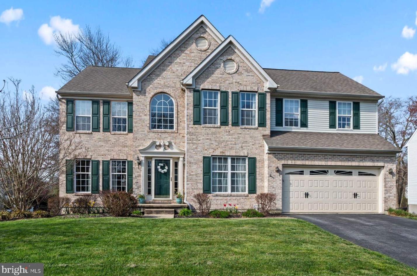 9 Glencoe Dr, Newark, DE 19702-2061