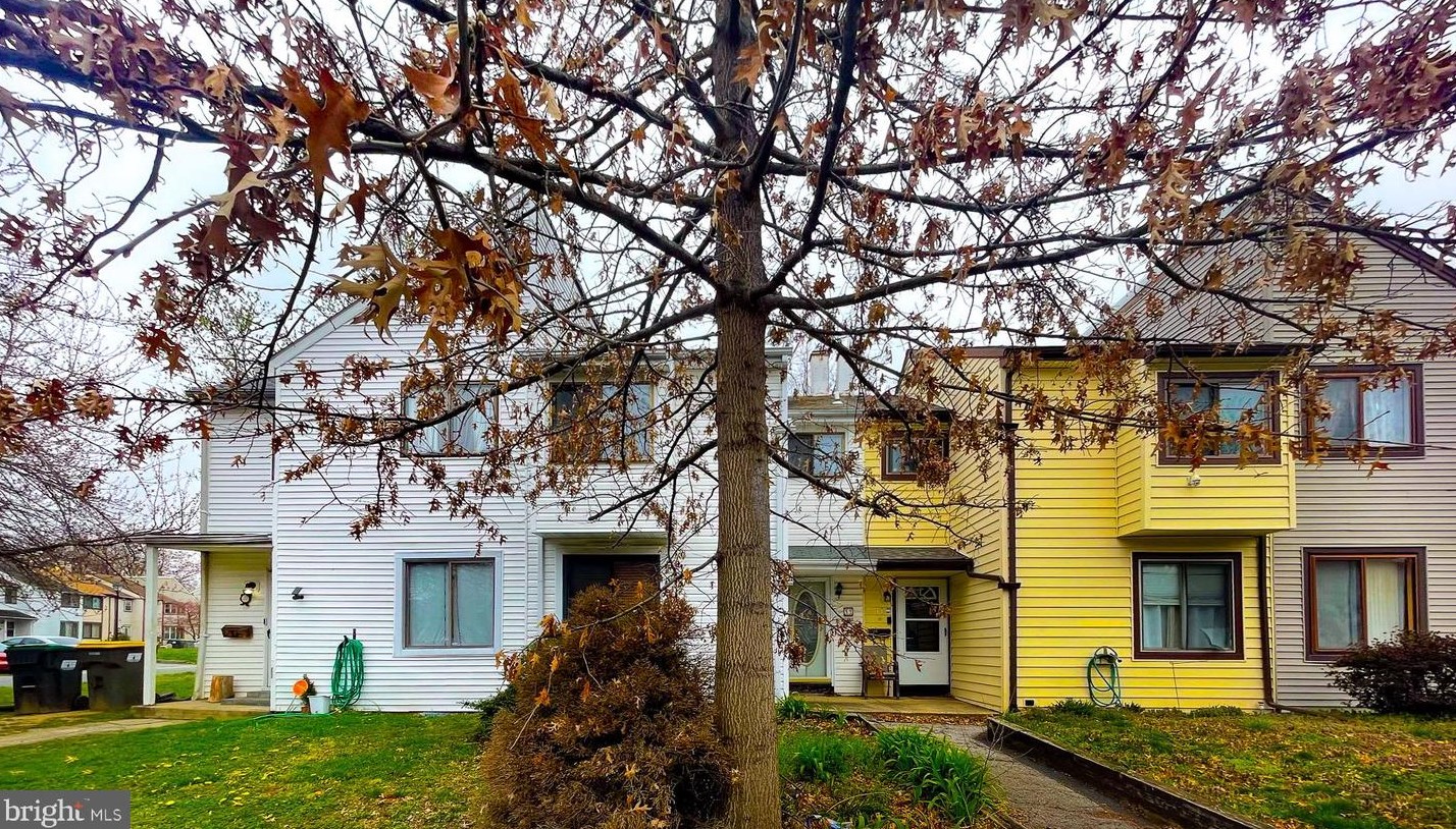 11 Candlewick Ct, New Castle, DE 19720