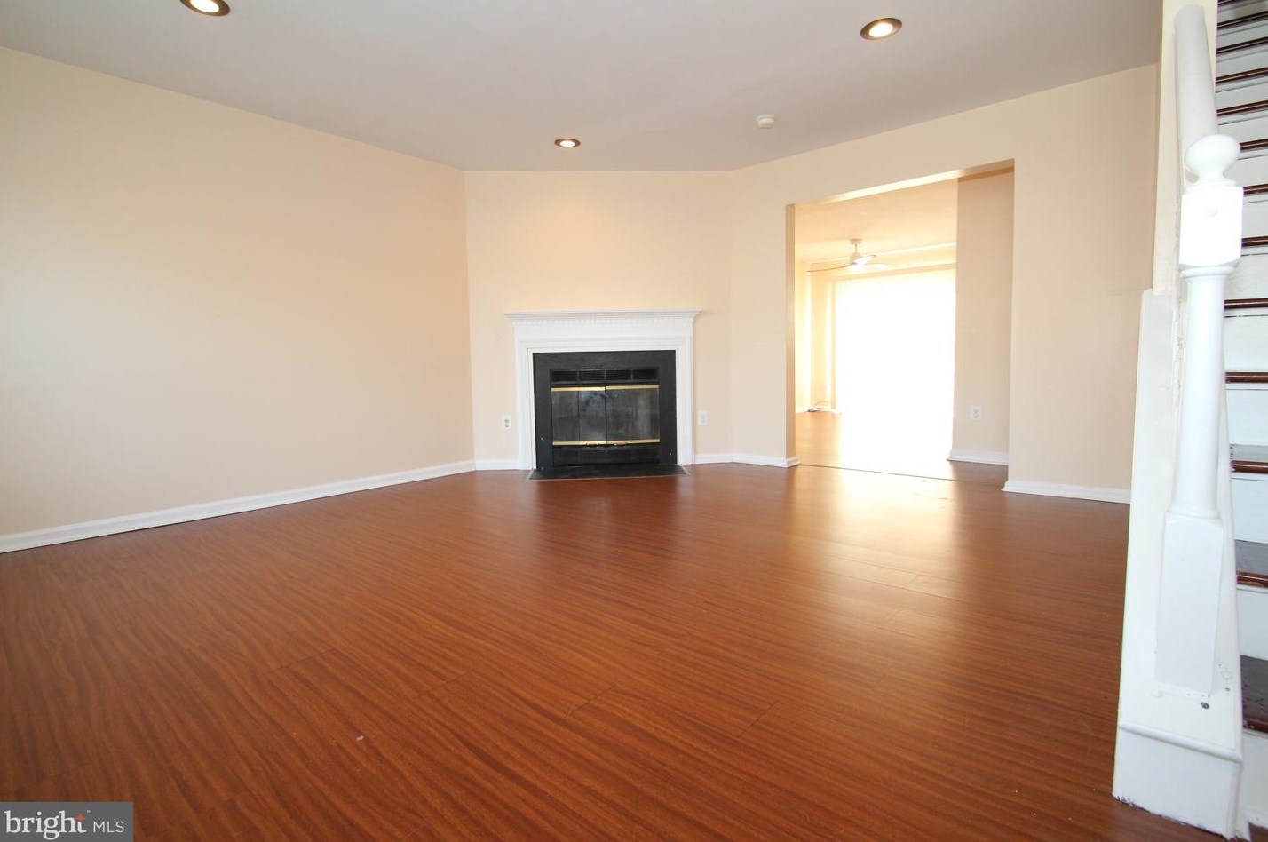 627 Candlestick Ln, Newark, DE 19702-5906