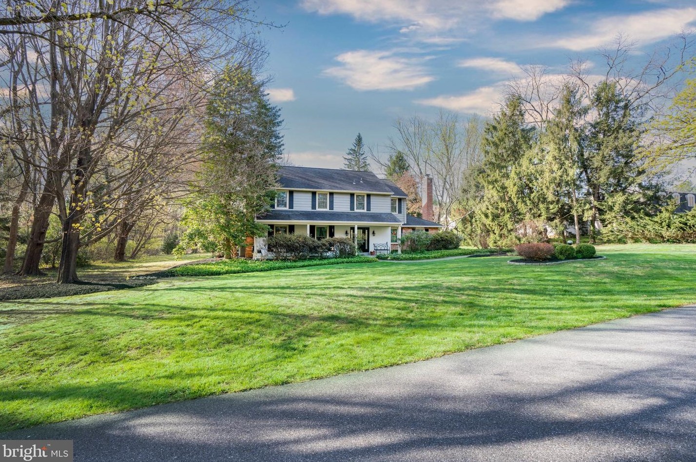 702 Walnut Hill Rd, Hockessin, DE 19707-9609