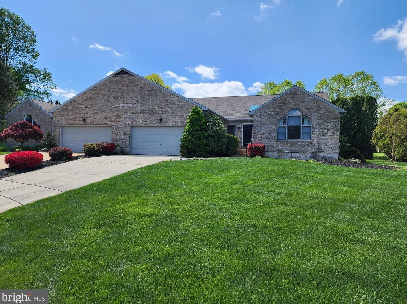 35 Halloran Ct, Hockessin, DE 19707
