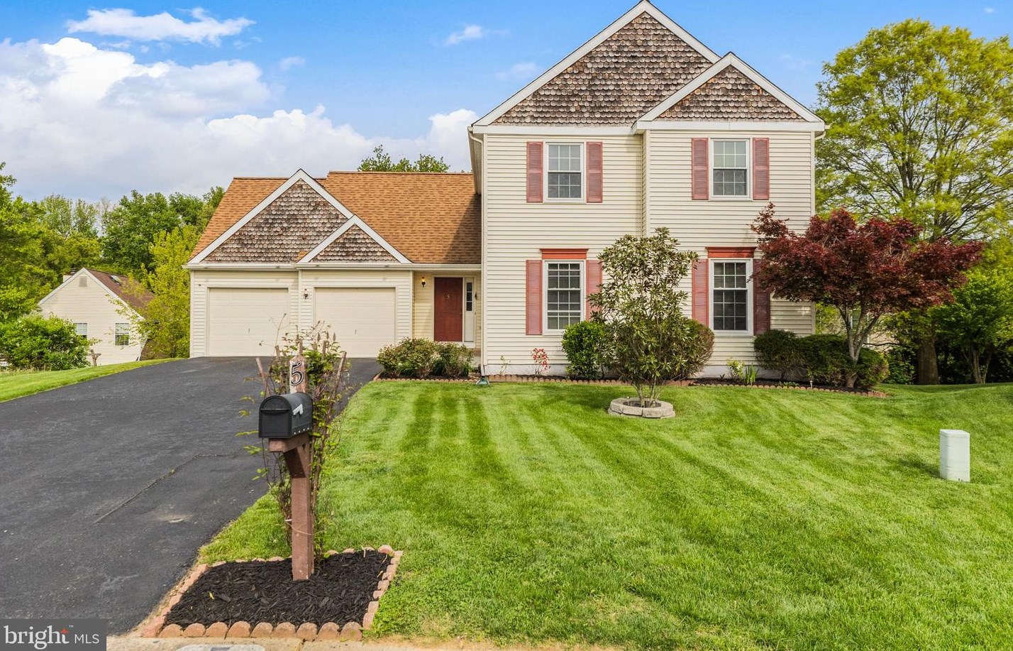 5 Banff Ct, Bear, DE 19701