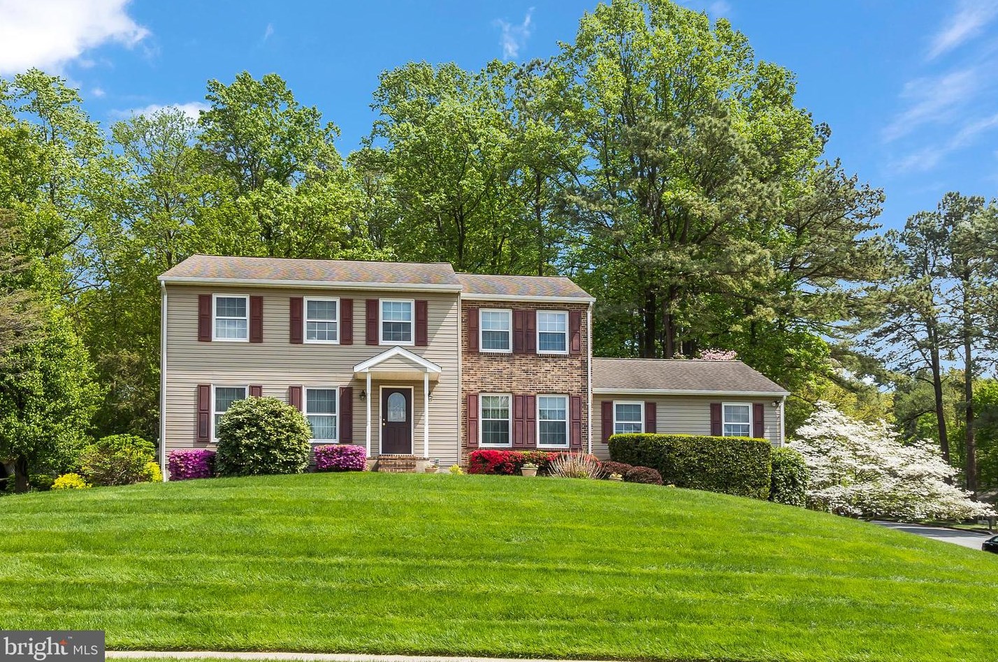 124 Delrem Dr, Newark, DE 19711-7469