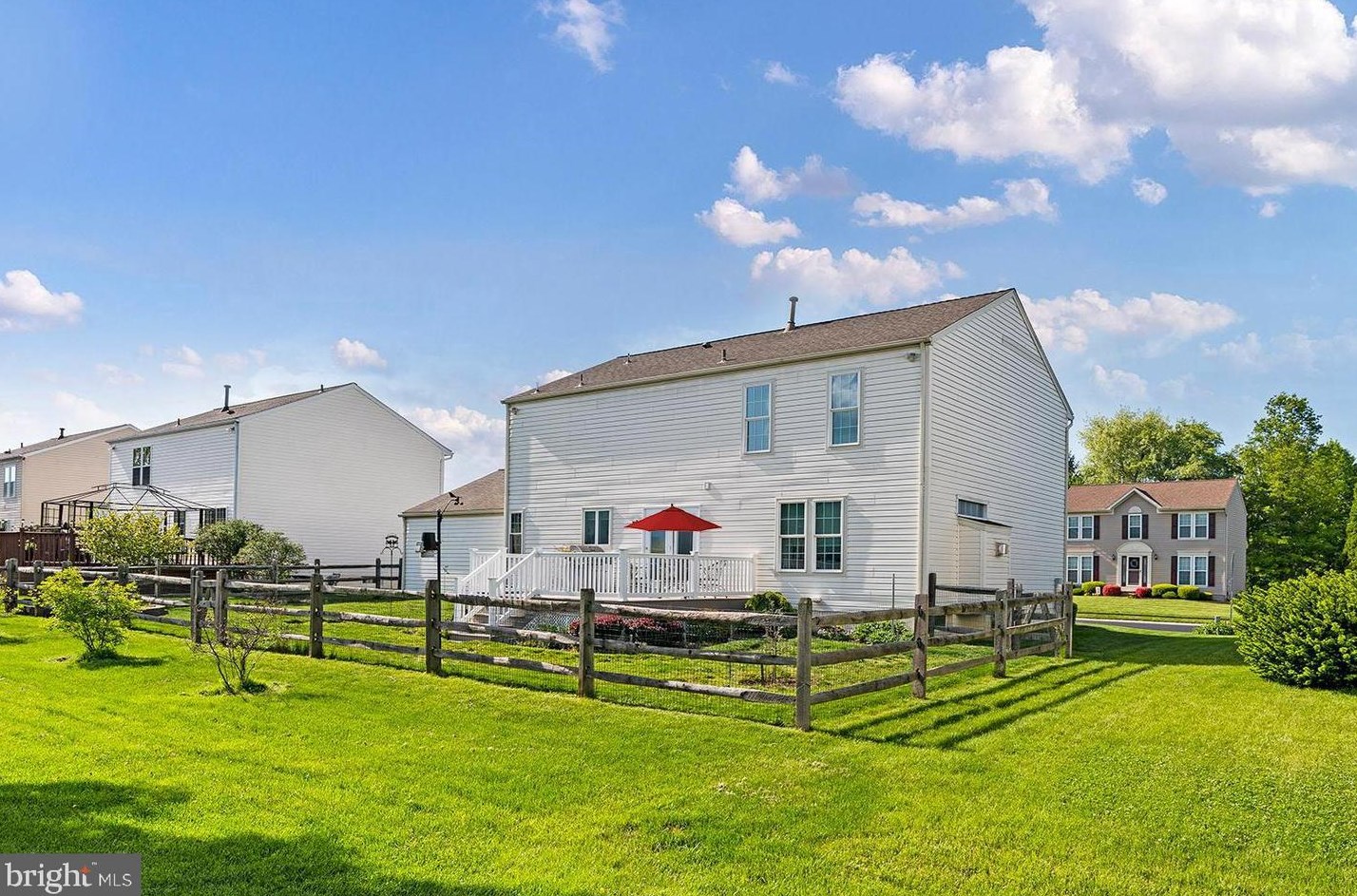 127 Mccormick Blvd, Newark, DE 19702-2136