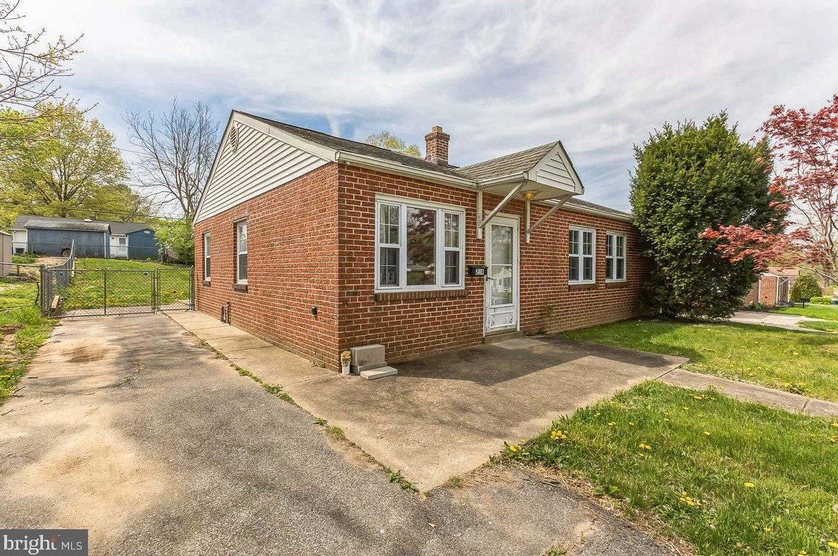 239 Sykes Rd, New Castle, DE 19720