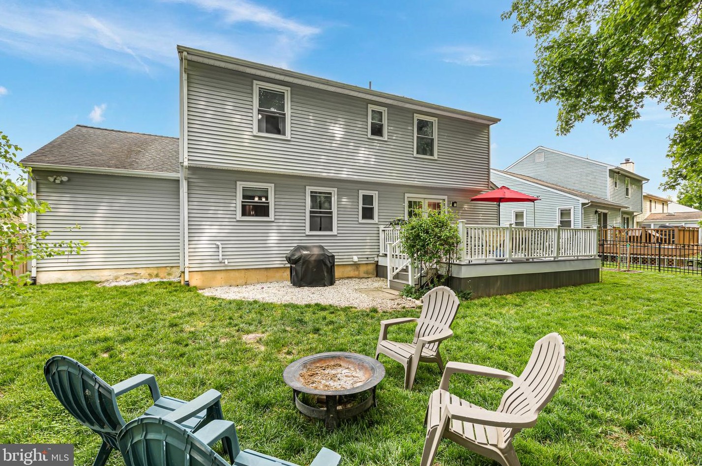 48 Danvers Cir, Newark DE 19702-2721 exterior