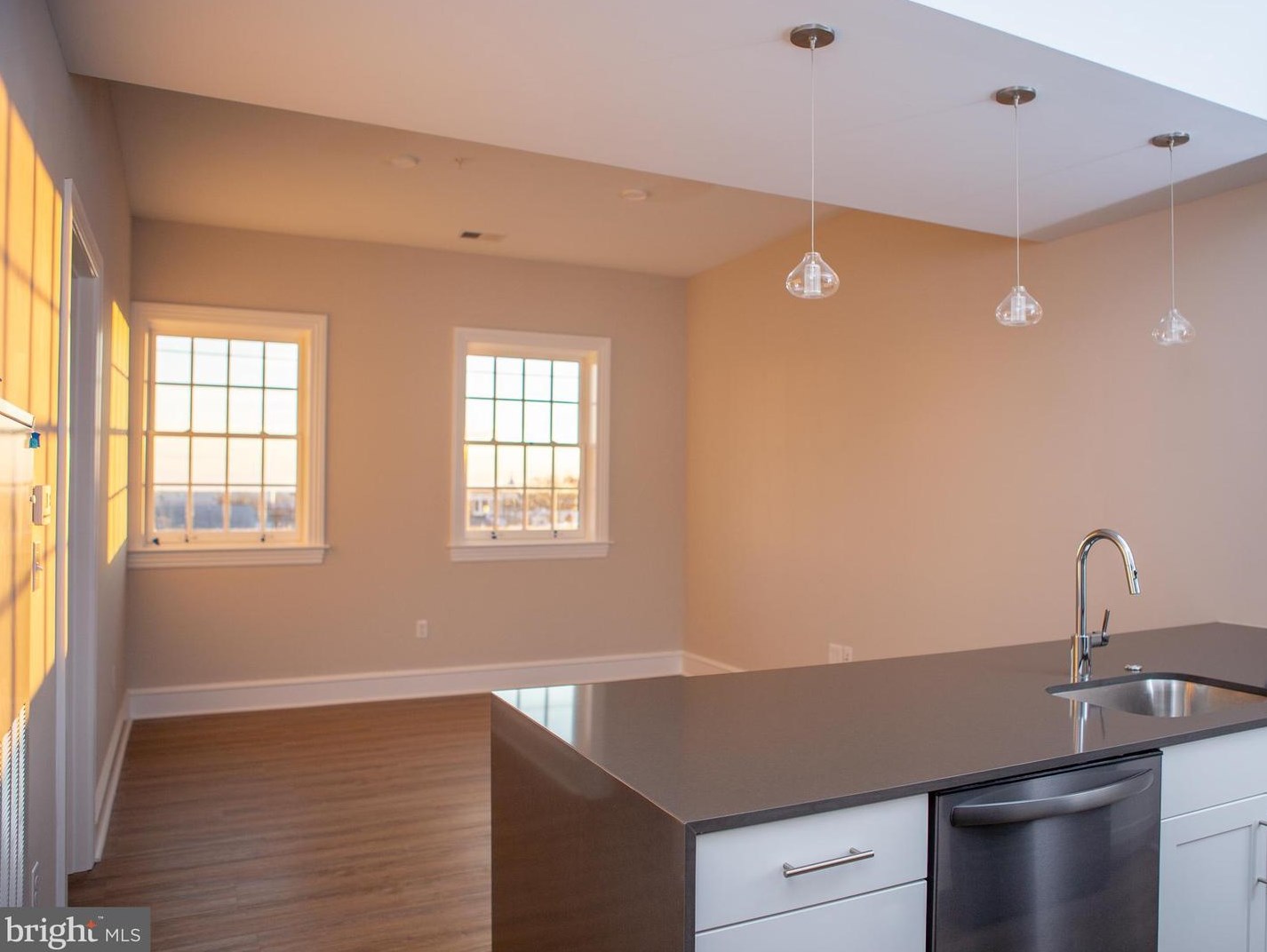 216 W 9th St #303, Wilmington, DE 19801