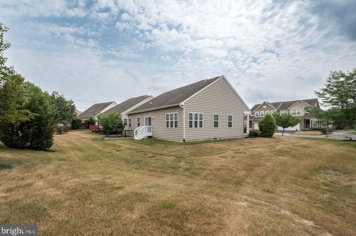 360 Pierce Run, Newark DE 19702-4307 exterior