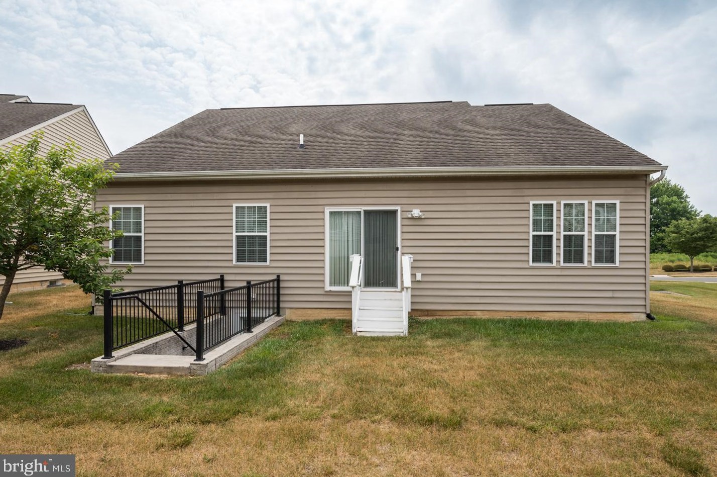 360 Pierce Run, Newark DE 19702-4307 exterior