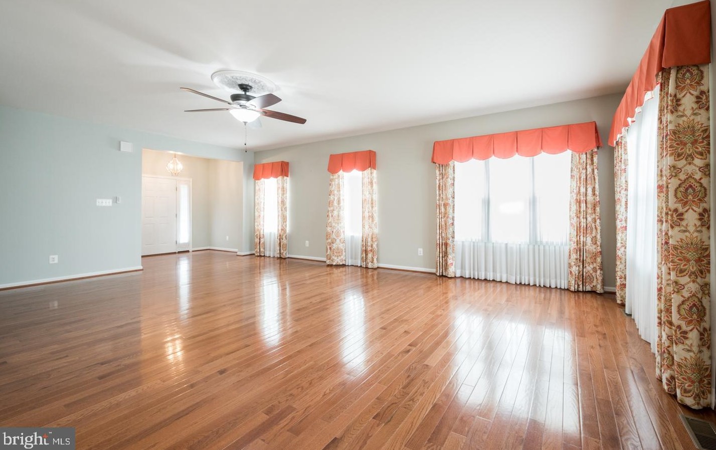 360 Pierce Run, Newark DE 19702-4307 exterior